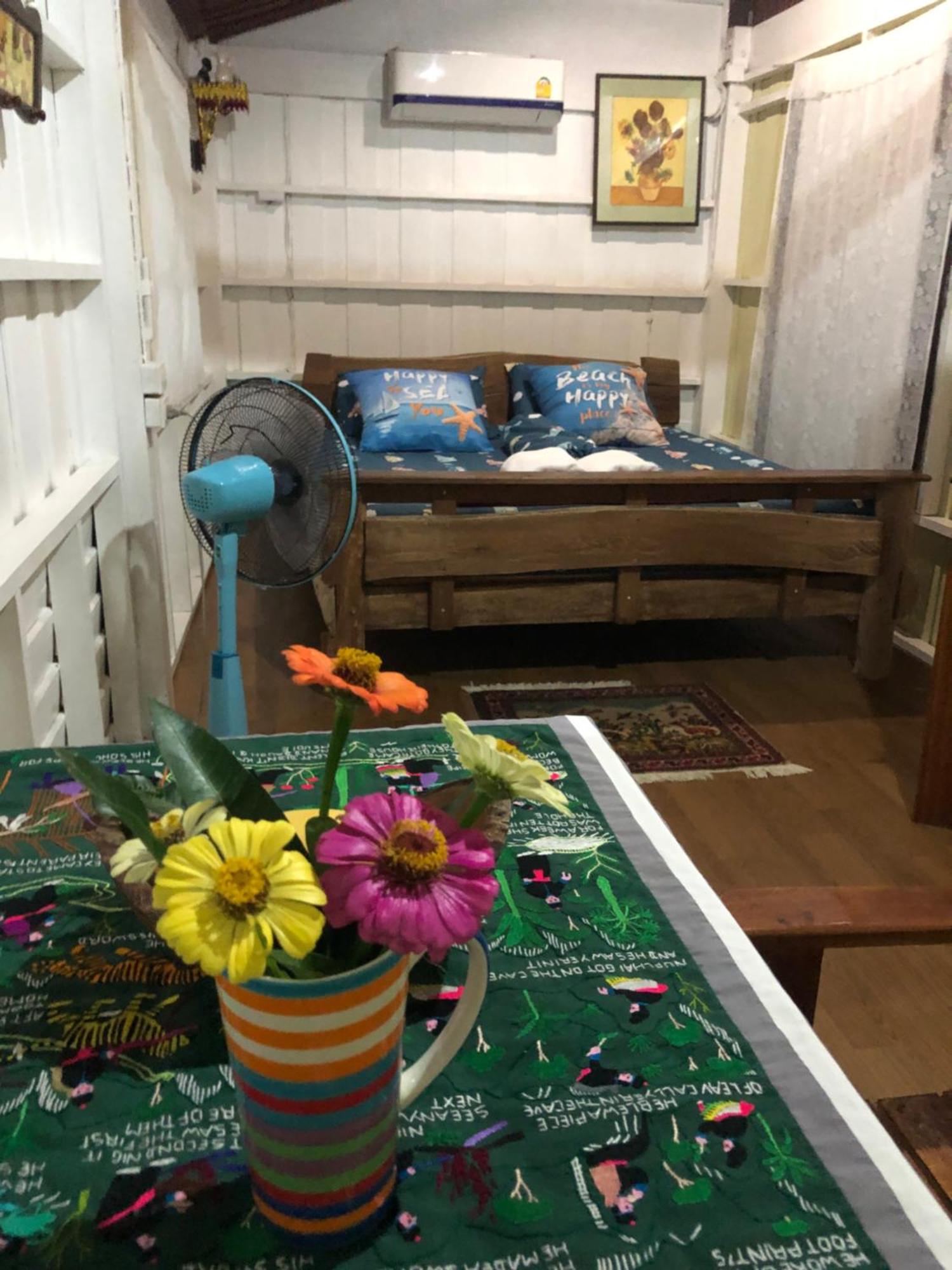 Fisherman Guesthouse Яо-Ной Экстерьер фото