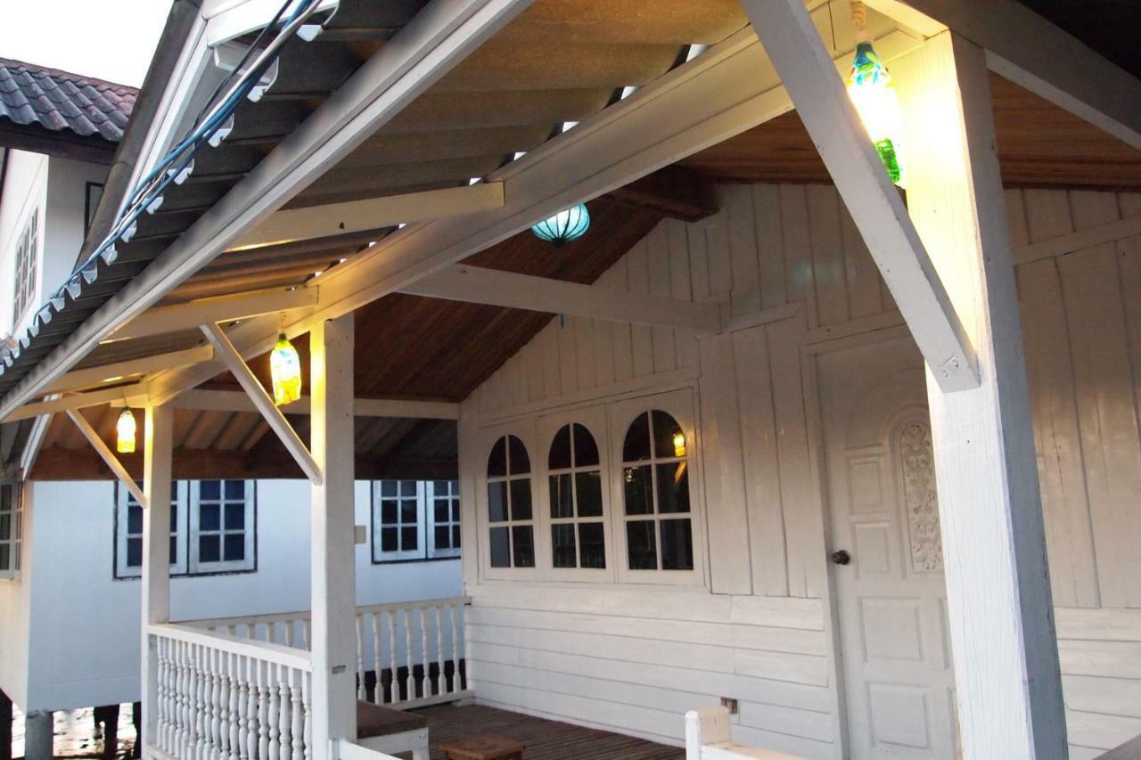 Fisherman Guesthouse Яо-Ной Экстерьер фото
