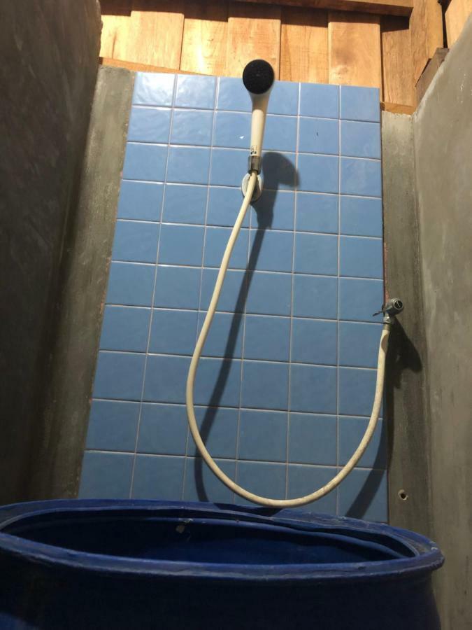 Fisherman Guesthouse Яо-Ной Экстерьер фото